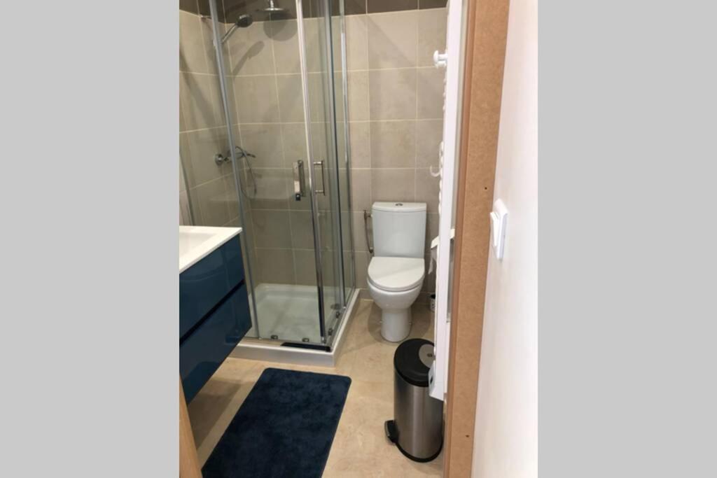 Appartement Au Calme Dans Un Espace Arbore Tourrettes-sur-Loup Bagian luar foto